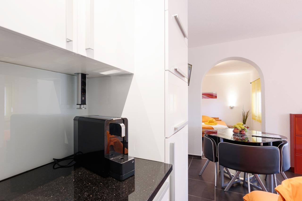 Studio Apartment Maslina Gornji Karin Exterior photo